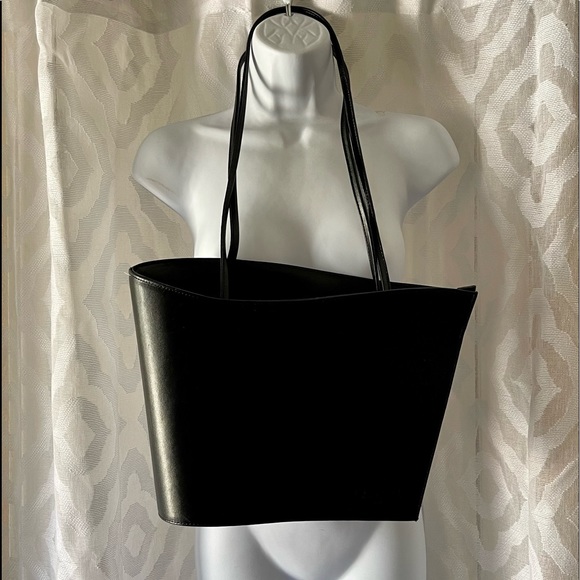 Cleo and Patek black leather shoulder bag - Picture 1 of 4
